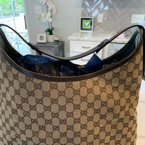Authentic GUCCI vintage shoulder tote bag purse